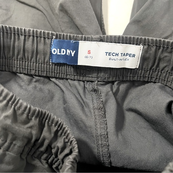 Old Navy Boys Size Small (6-7) Dark Gray Built-In Flex Tech Tapered Cargo Pants - Picture 6 of 8